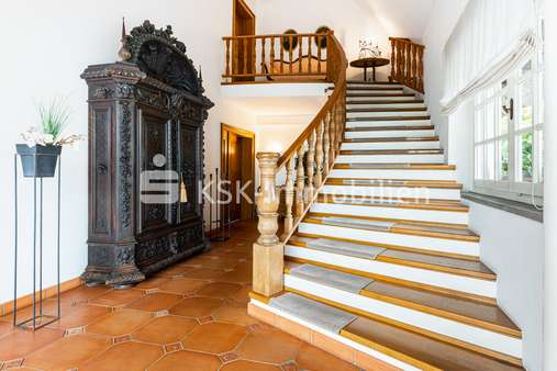 108132 Treppe Erdgeschoss - Einfamilienhaus in 53721 Siegburg mit 314m² kaufen