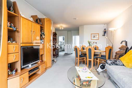 117705 Wohnzimmer  - Etagenwohnung in 50389 Wesseling mit 70m² kaufen