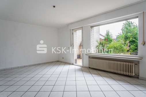 114637 Wohnzimmer Erdgeschoss - Reihenhaus in 53859 Niederkassel / Lülsdorf mit 73m² kaufen