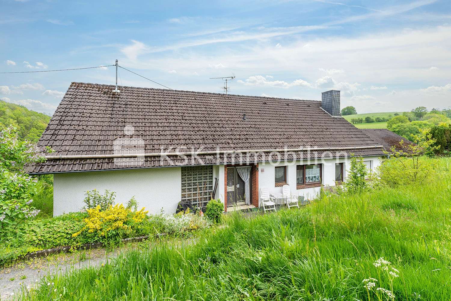 116217 Aussenansicht  - Einfamilienhaus in 51597 Morsbach mit 145m² kaufen