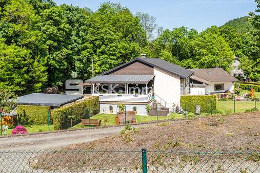 108775 Seitenansicht  - Einfamilienhaus in 51597 Morsbach mit 165m² kaufen