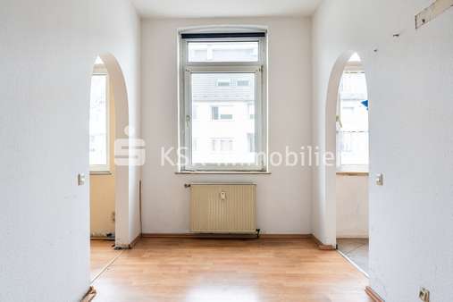 120950 Zimmer Obergeschoss - Mehrfamilienhaus in 50733 Köln / Nippes mit 310m² als Kapitalanlage kaufen
