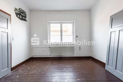 101669 Zimmer  Erdgeschoss - Einfamilienhaus in 50189 Elsdorf mit 124m² kaufen