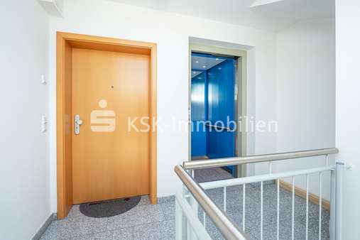 118141 Fahrstuhl - Dachgeschosswohnung in 42799 Leichlingen (Rheinland) mit 80m² kaufen