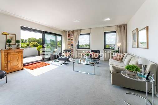 120515 Wohnzimmer - Penthouse-Wohnung in 51467 Bergisch Gladbach mit 125m² kaufen