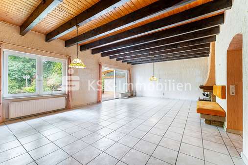 121122 Wohnzimmer Erdgeschoss - Einfamilienhaus in 50259 Pulheim / Geyen mit 108m² kaufen