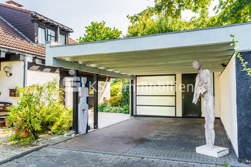 121451 Carport - Doppelhaushälfte in 53125 Bonn mit 140m² kaufen