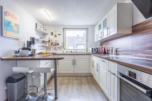 121670 Küche - Dachgeschosswohnung in 51145 Köln mit 96m² kaufen