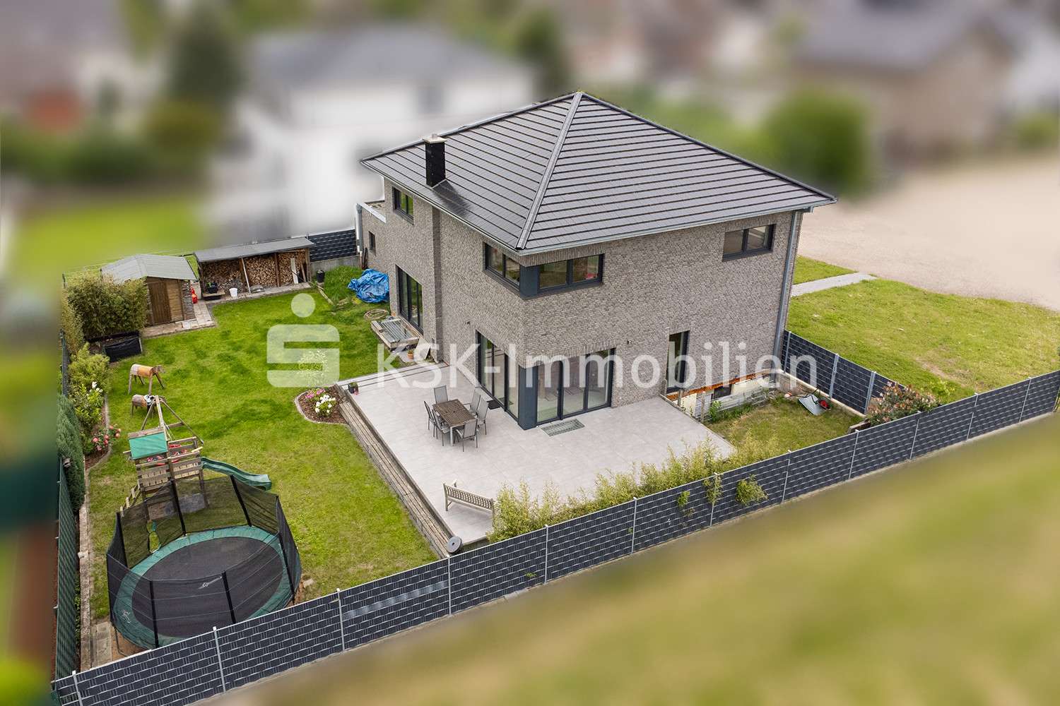 118159 Drohnenaufnahme  - Einfamilienhaus in 50189 Elsdorf mit 209m² kaufen