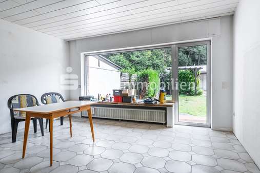 120601 Wohnzimmer - Reihenmittelhaus in 50127 Bergheim mit 81m² kaufen