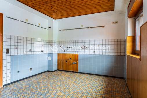 121968 Küche Erdgeschoss - Doppelhaushälfte in 50181 Bedburg mit 121m² kaufen