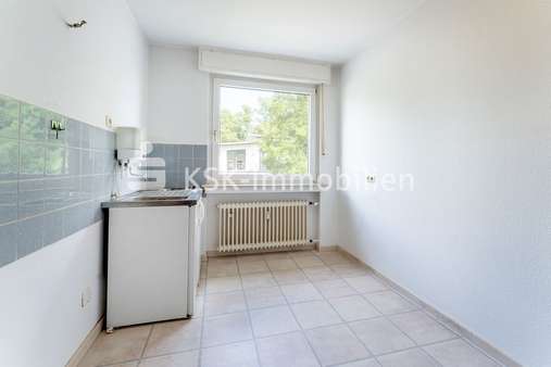 122445 Küche - Etagenwohnung in 51427 Bergisch Gladbach mit 63m² kaufen