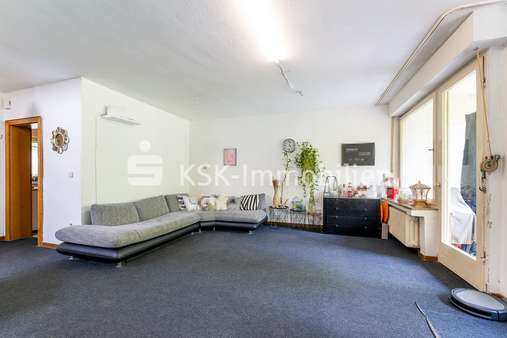 105535 Wohnzimmer Erdgeschoss - Doppelhaushälfte in 51519 Odenthal mit 121m² kaufen
