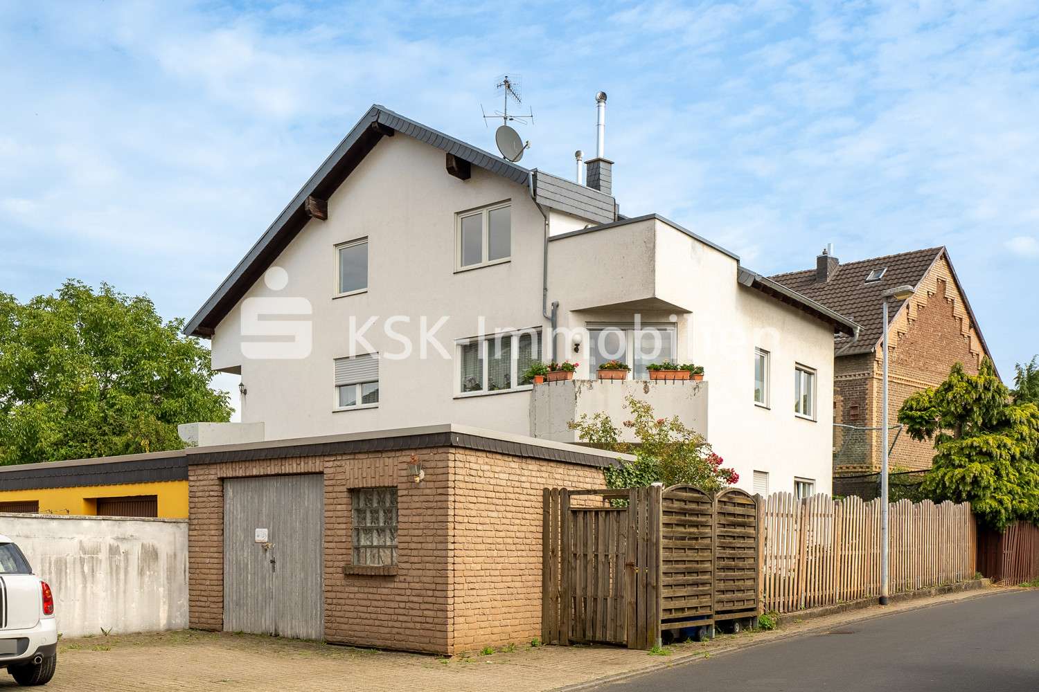120265 Außenansicht - Dachgeschosswohnung in 50374 Erftstadt / Köttingen mit 102m² kaufen
