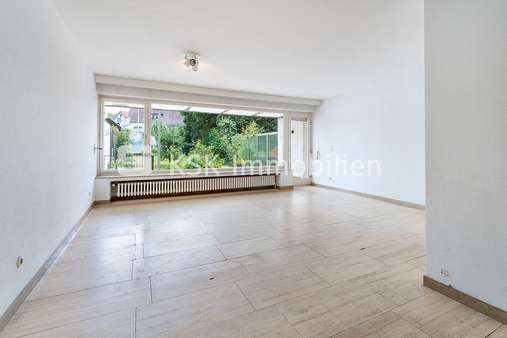 119267 Wohnzimmer Erdgeschoss - Reihenmittelhaus in 51469 Bergisch Gladbach mit 94m² kaufen