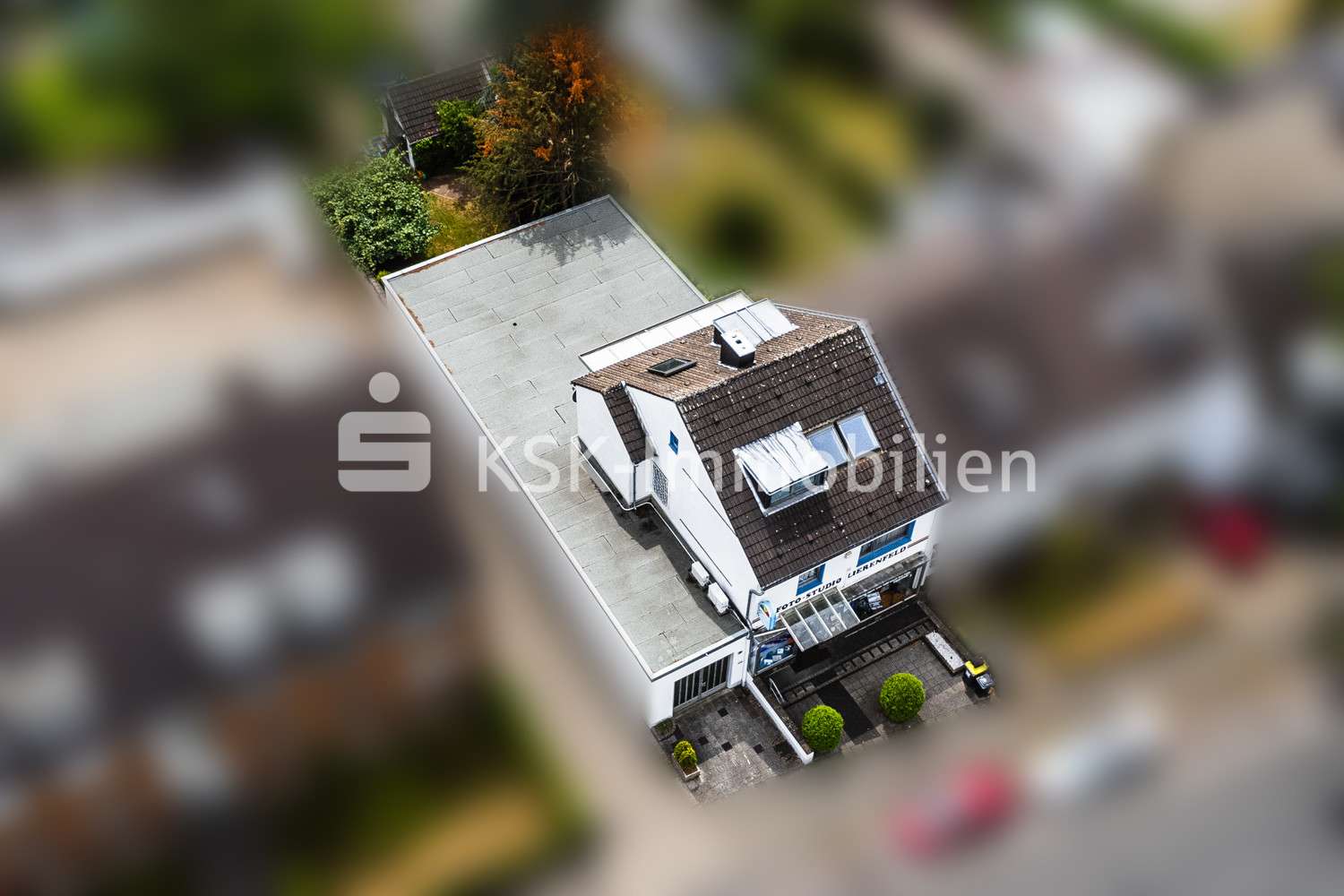 120576 Drohnenaufnahme - Haus in 50769 Köln mit 85m² kaufen