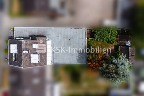 120576 Drohnenaufnahme - Haus in 50769 Köln mit 85m² kaufen