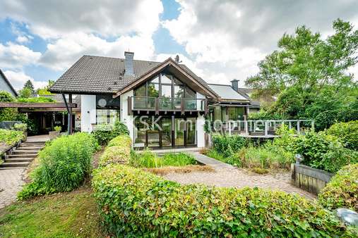 120858 Rückansicht - Einfamilienhaus in 42799 Leichlingen mit 233m² kaufen