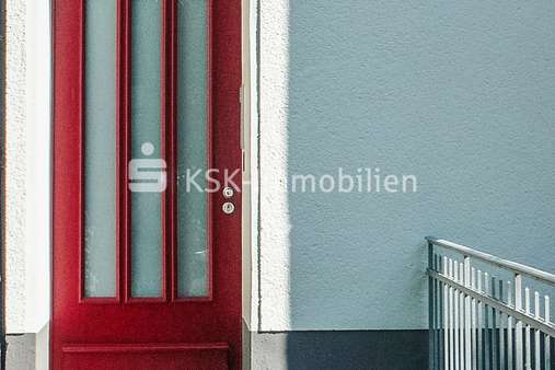 122591 Eingang - Etagenwohnung in 50939 Köln / Klettenberg mit 99m² kaufen