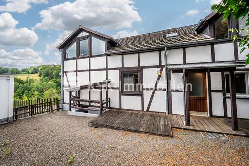 123741 Außenansicht Haus Nr. 9 - Grundstück in 51429 Bergisch Gladbach mit 1026m² kaufen