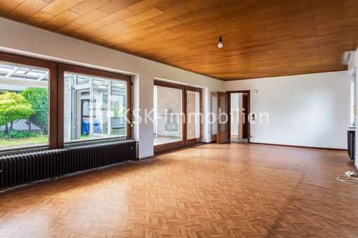 113587 Wohnzimmer Erdgeschoss - Bungalow in 53844 Troisdorf / Sieglar mit 106m² kaufen