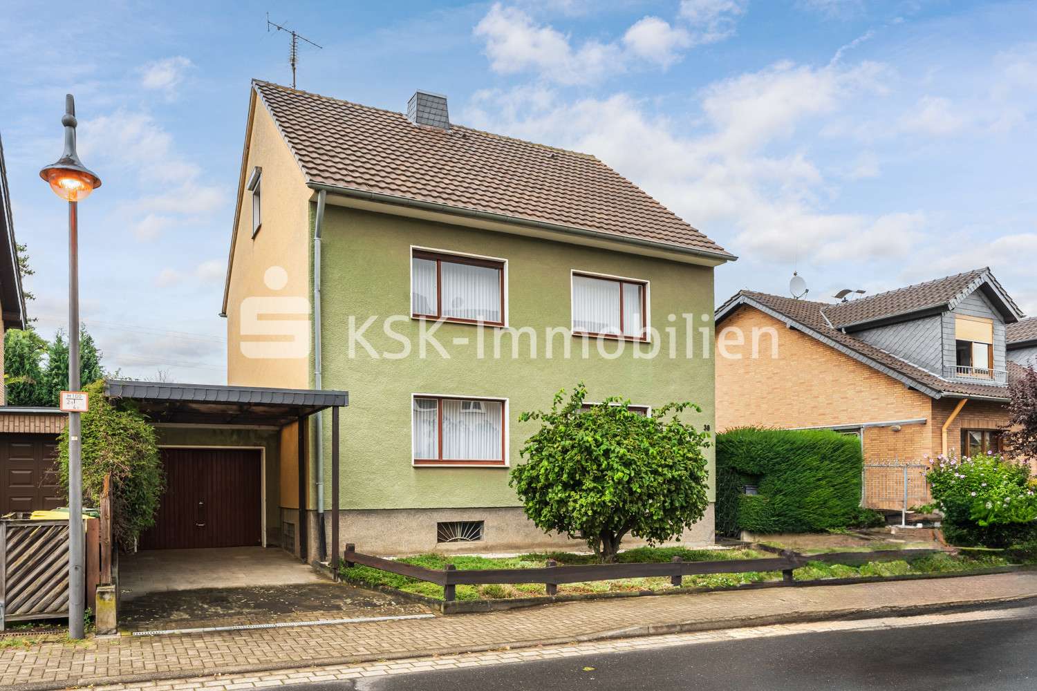 120077 Außenansicht  - Einfamilienhaus in 53332 Bornheim mit 128m² kaufen
