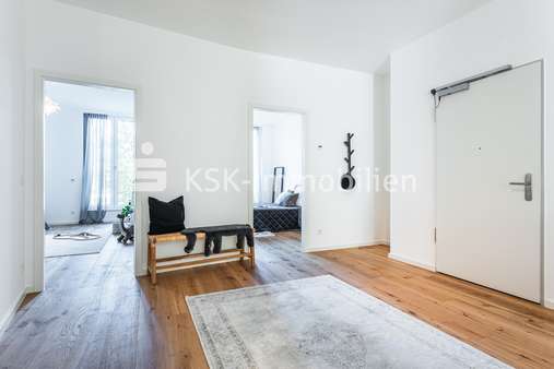 123597 Diele - Erdgeschosswohnung in 50354 Hürth / Hermülheim mit 99m² kaufen