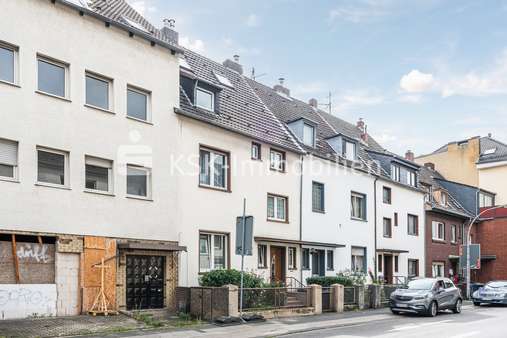 95849 Vorderansicht - Einfamilienhaus in 51103 Köln / Kalk mit 172m² kaufen