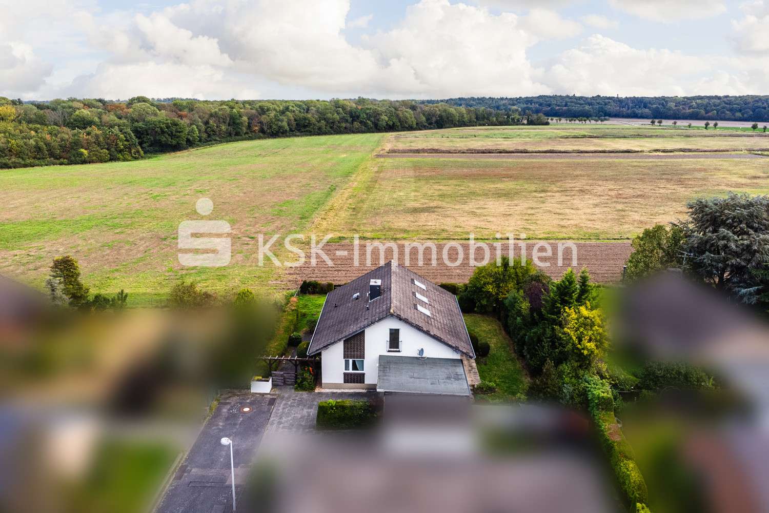122217 Drohnenaufnahme - Einfamilienhaus in 50374 Erftstadt mit 168m² kaufen