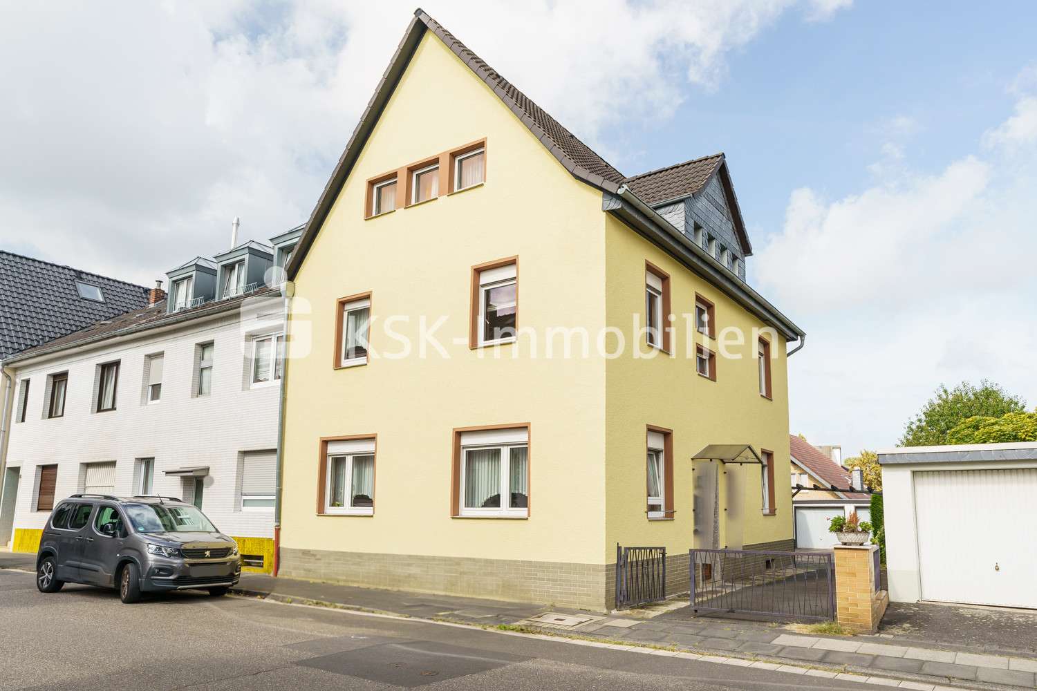 121896 Außenansicht - Zweifamilienhaus in 53123 Bonn mit 140m² kaufen