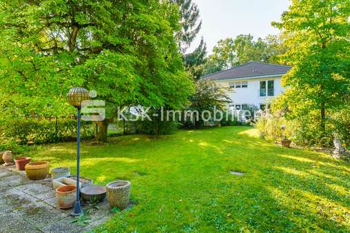 124536 Garten - Doppelhaushälfte in 53859 Niederkassel-Ranzel mit 138m² kaufen