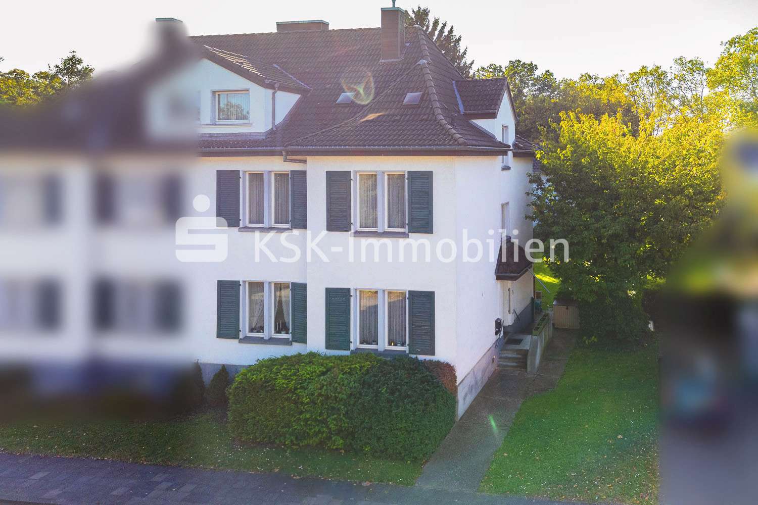 124536 Drohnenansicht - Doppelhaushälfte in 53859 Niederkassel-Ranzel mit 138m² kaufen