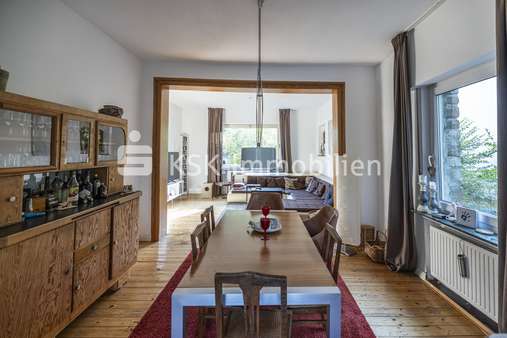 124306 Wohnzimmer - Villa in 51465 Bergisch Gladbach mit 201m² kaufen