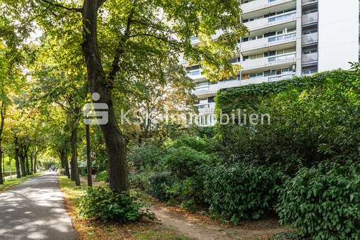 124425 Vorderansicht  - Etagenwohnung in 50735 Köln / Riehl mit 86m² kaufen