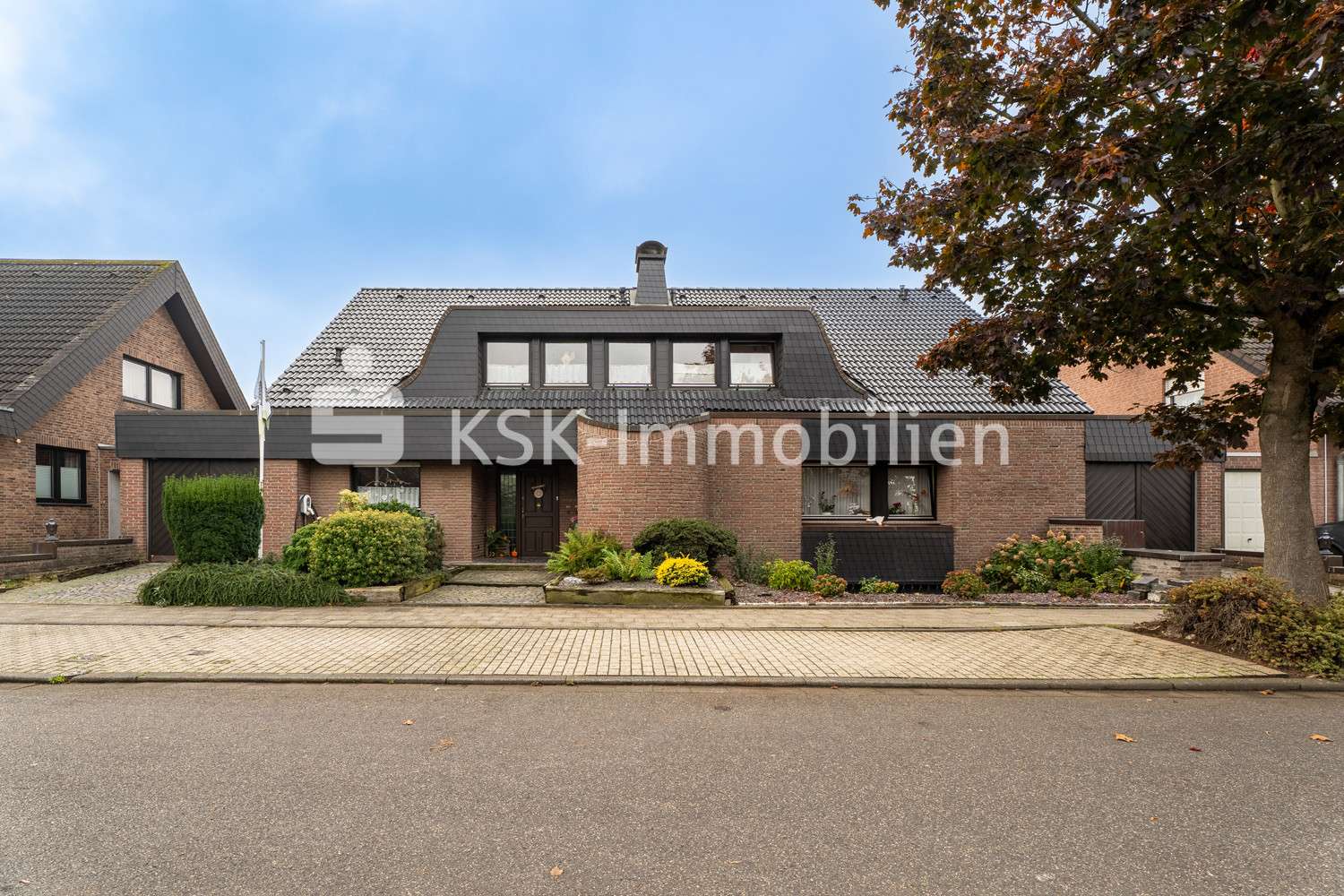 121931 Vorderansicht - Einfamilienhaus in 50189 Elsdorf mit 229m² kaufen