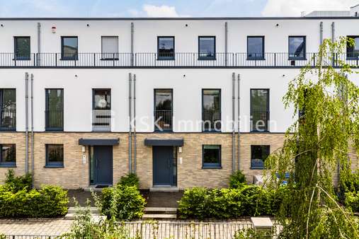 126544 Voderansicht  - Maisonette-Wohnung in 50676 Köln mit 163m² kaufen
