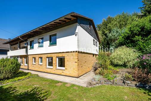 121475 Frontansicht - Einfamilienhaus in 51580 Reichshof mit 144m² kaufen