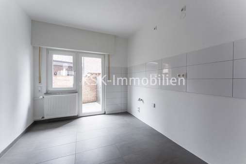 124037 Küche Erdgeschoss - Einfamilienhaus in 50321 Brühl mit 169m² kaufen