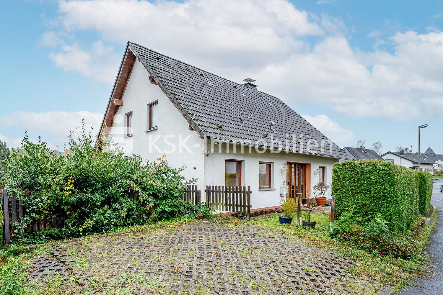 125785 Außenansicht - Zweifamilienhaus in 51789 Lindlar mit 243m² kaufen