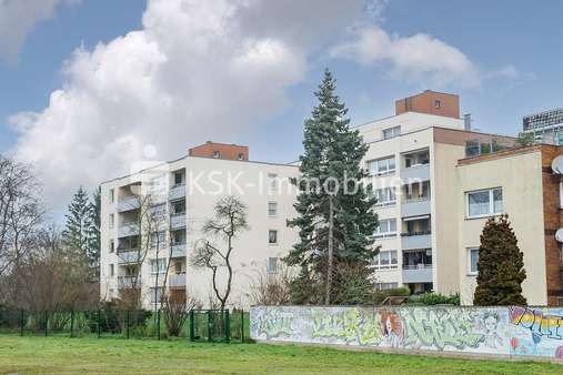 125076 Außenansicht  - Etagenwohnung in 50739 Köln mit 71m² kaufen