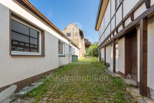 Außenbereich Außenbereich - Haus in 53343 Wachtberg / Adendorf mit 159m² kaufen