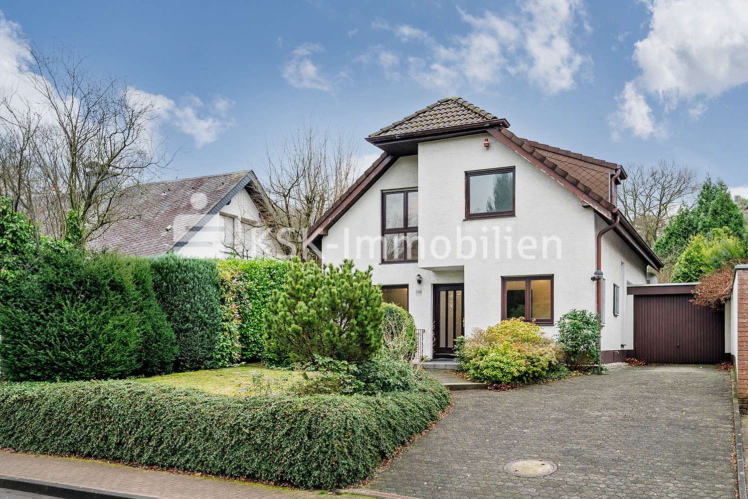 126428 Außenansicht - Einfamilienhaus in 51427 Bergisch Gladbach mit 130m² kaufen