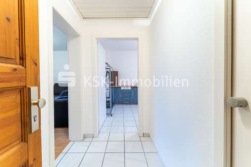 113757 Diele - Etagenwohnung in 42799 Leichlingen (Rheinland) mit 54m² kaufen