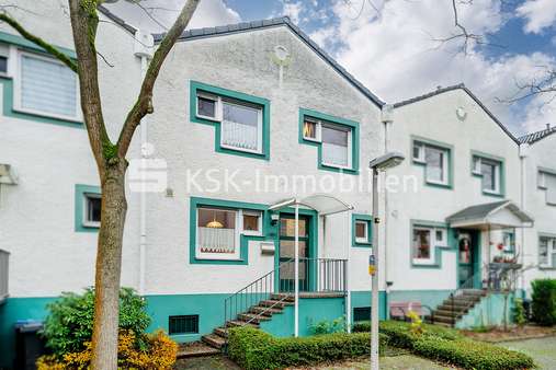 126054 Vorderansicht  - Reihenmittelhaus in 50769 Köln mit 123m² kaufen