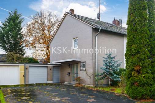 122949 Außenansicht  - Doppelhaushälfte in 51147 Köln mit 99m² kaufen