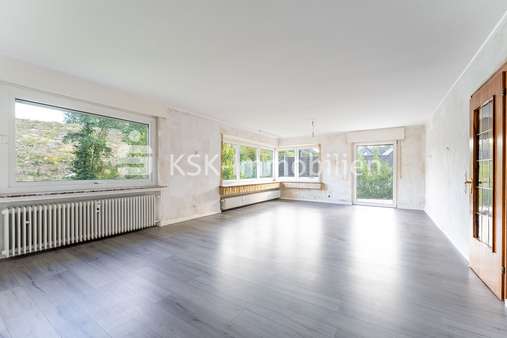 117367 Wohnzimmer Erdgeschoss - Zweifamilienhaus in 51709 Marienheide mit 296m² kaufen