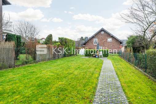 124543 Garten - Mehrfamilienhaus in 50259 Pulheim mit 324m² als Kapitalanlage kaufen