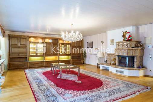127373 Wohnzimmer Erdgeschoss - Bungalow in 51147 Köln / Grengel mit 130m² kaufen