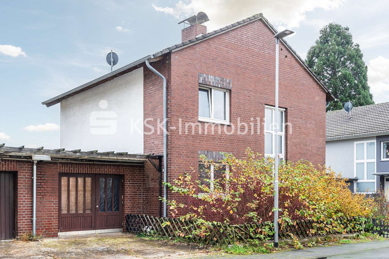 126386 Vorderansicht Bild 3 - Einfamilienhaus in 50374 Erftstadt / Kierdorf mit 120m² kaufen