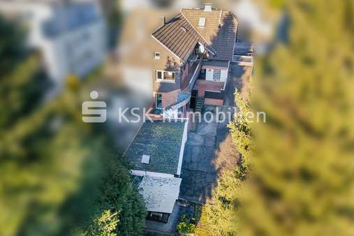 126893 Drohnenaufname - Doppelhaushälfte in 51469 Bergisch Gladbach mit 148m² kaufen
